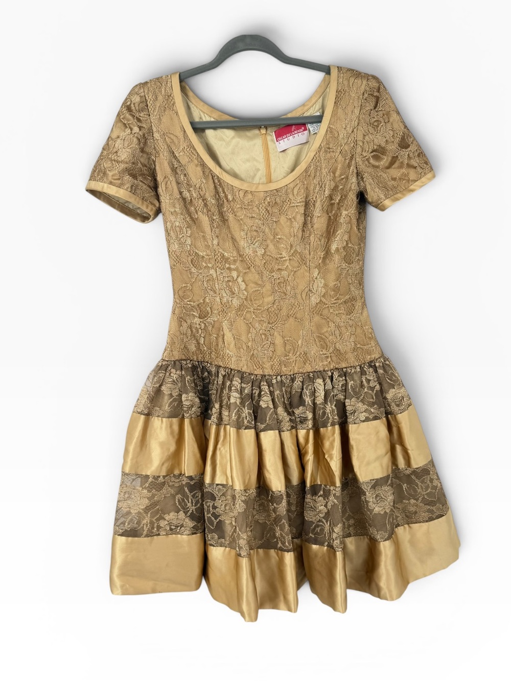 Oscar de la Renta studio Gold Lace and Satin Dress with silk trim